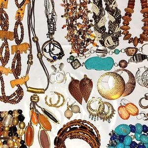 Amazing boho earth turquoise gold silver beaded costume jewelry lot